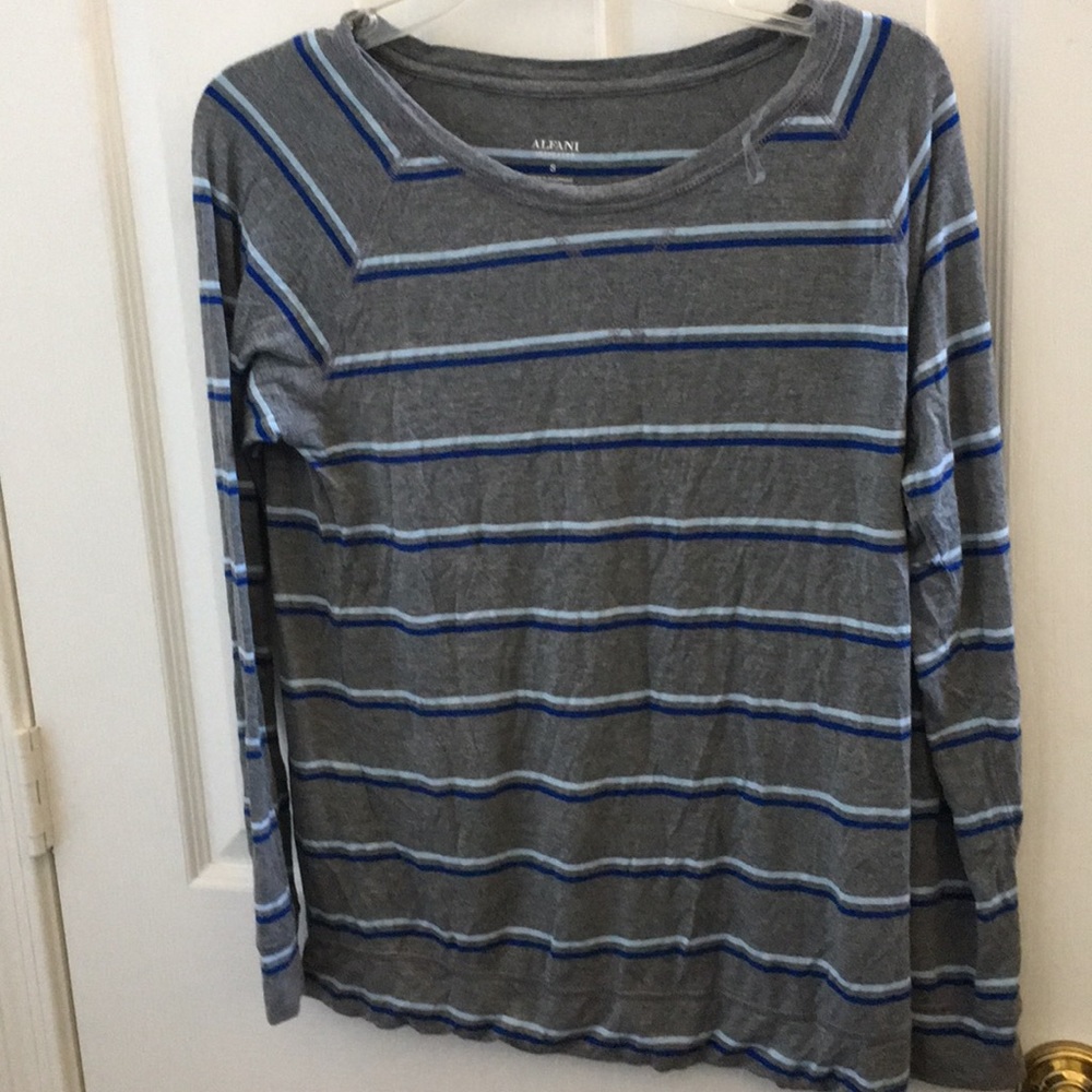 FINAL MARKDOWN Ladies alfani sleep top small